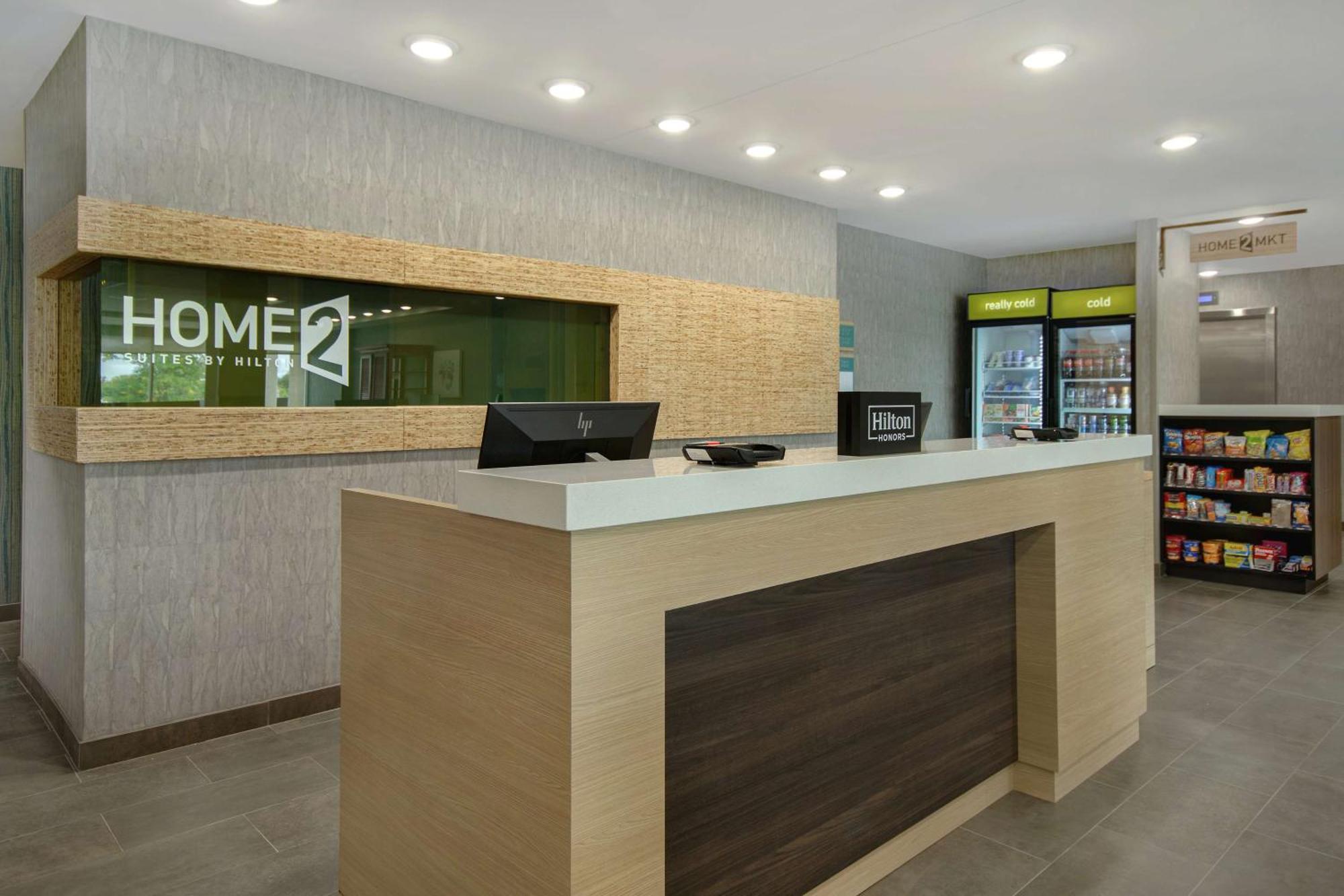 Home2 Suites By Hilton Grand Rapids Airport Kentwood Buitenkant foto